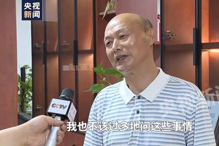 沙漠王子上线！内马尔身着沙特传统服饰，拍摄广告