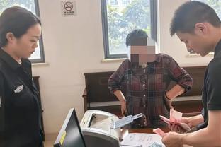 弗洛西诺内主帅谈胜那不勒斯：我们坚持了战术思想 真心为球队高兴